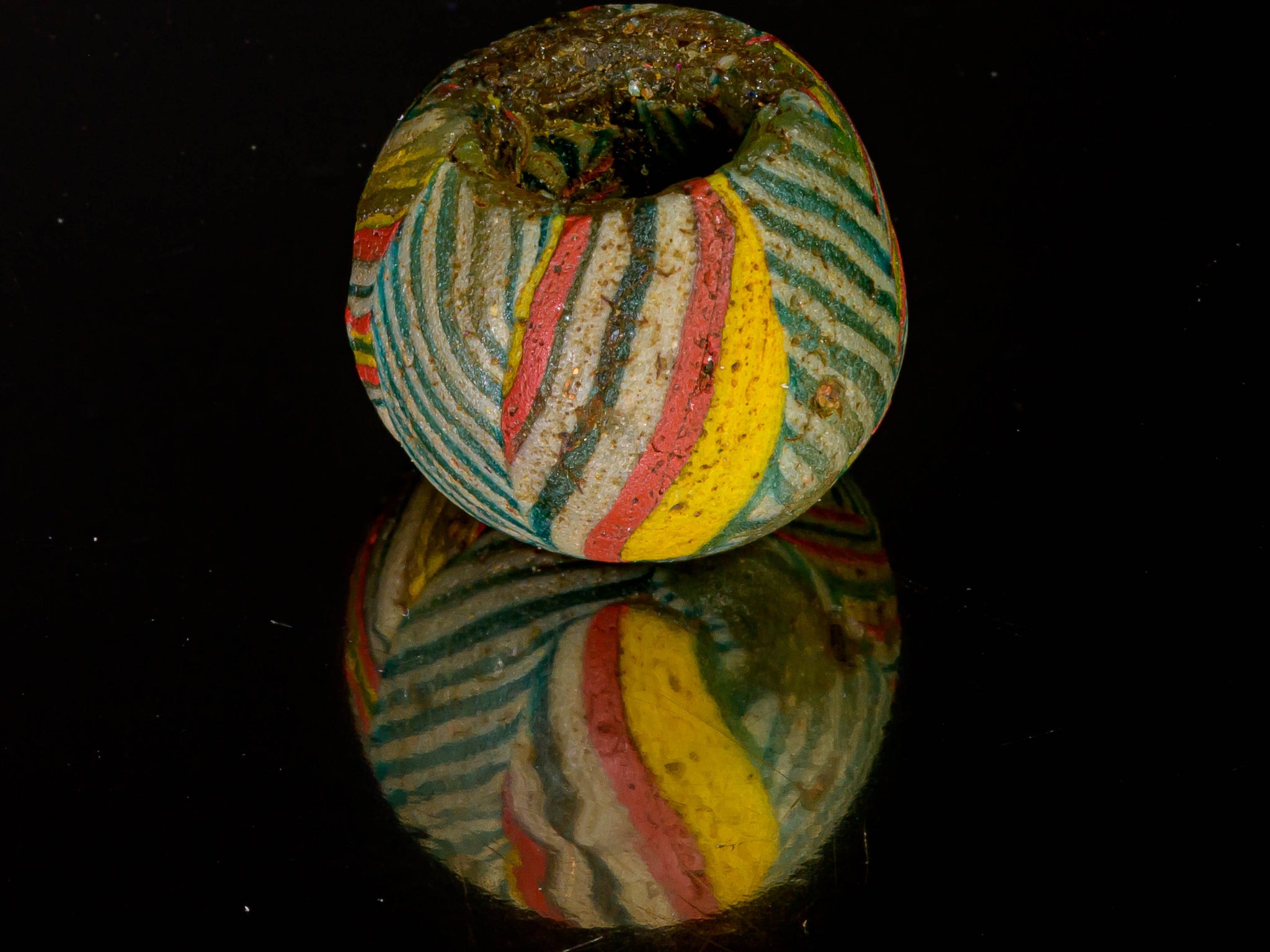 Lot De Perles En Verre Ancien Fouillé 62cm - Perles Archéologiques Authentiques