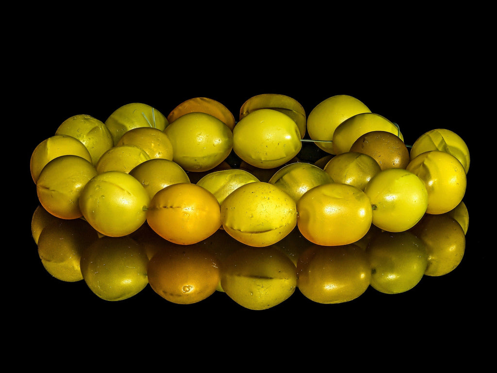 Bohemian Medium Colodente "Pigeon Egg"  Glass Beads, Yellow 0990