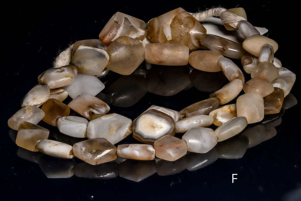 Ancient excavated rare diamond-shaped agate strand