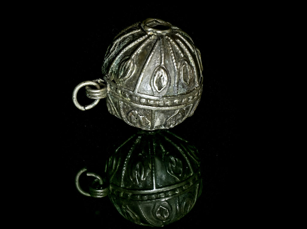 Large Antique Handmade Old Silver Globe Bead from Yemen, Ethnic Bead