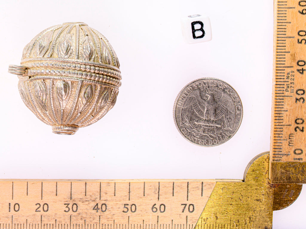 Large Antique Handmade Old Silver Globe Bead from Yemen (37x34mm), Ethnic Bead
