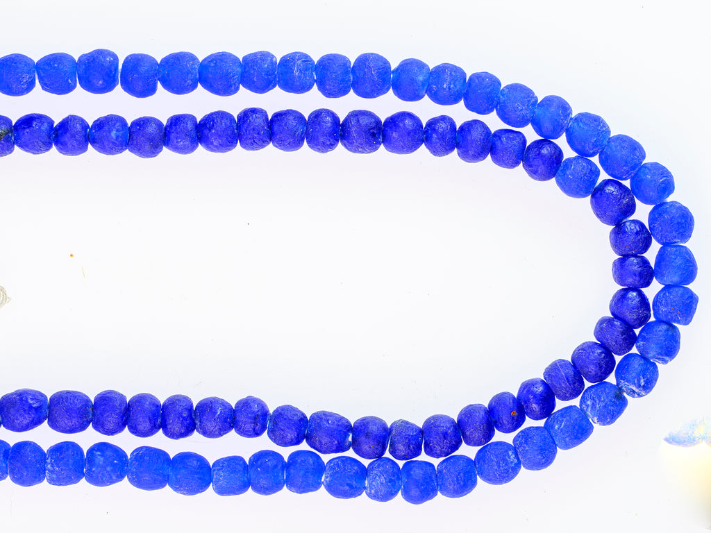 Recycled Glass Beads from Ghana Small Intense Blue M00413
