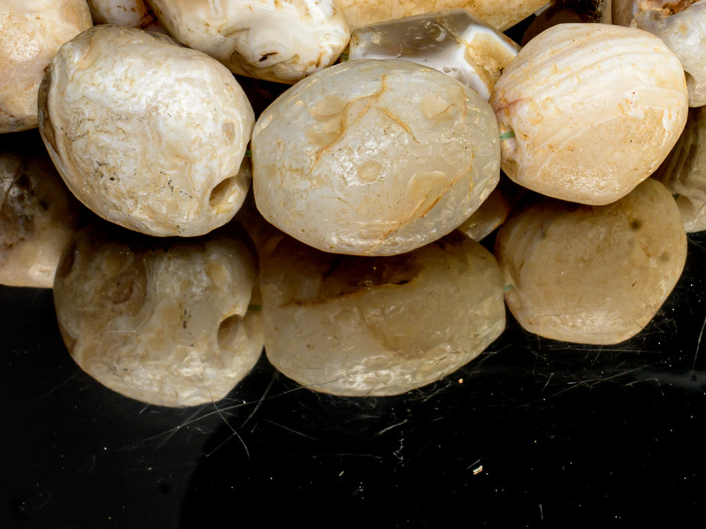 ANS200,ancient agate bead, Ancient Agate beads, ancient dig agate, Antique Agate beads, Antique Bead, Collectible Beads, dig agate Mali, excavated agate bead