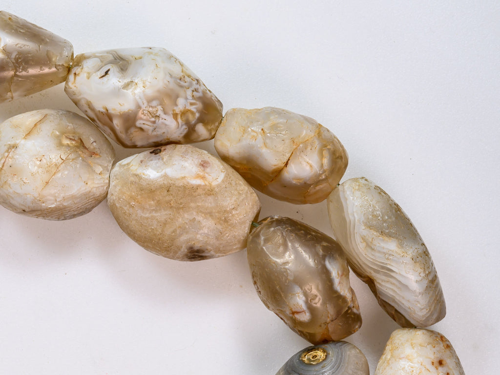 ANS200,ancient agate bead, Ancient Agate beads, ancient dig agate, Antique Agate beads, Antique Bead, Collectible Beads, dig agate Mali, excavated agate bead