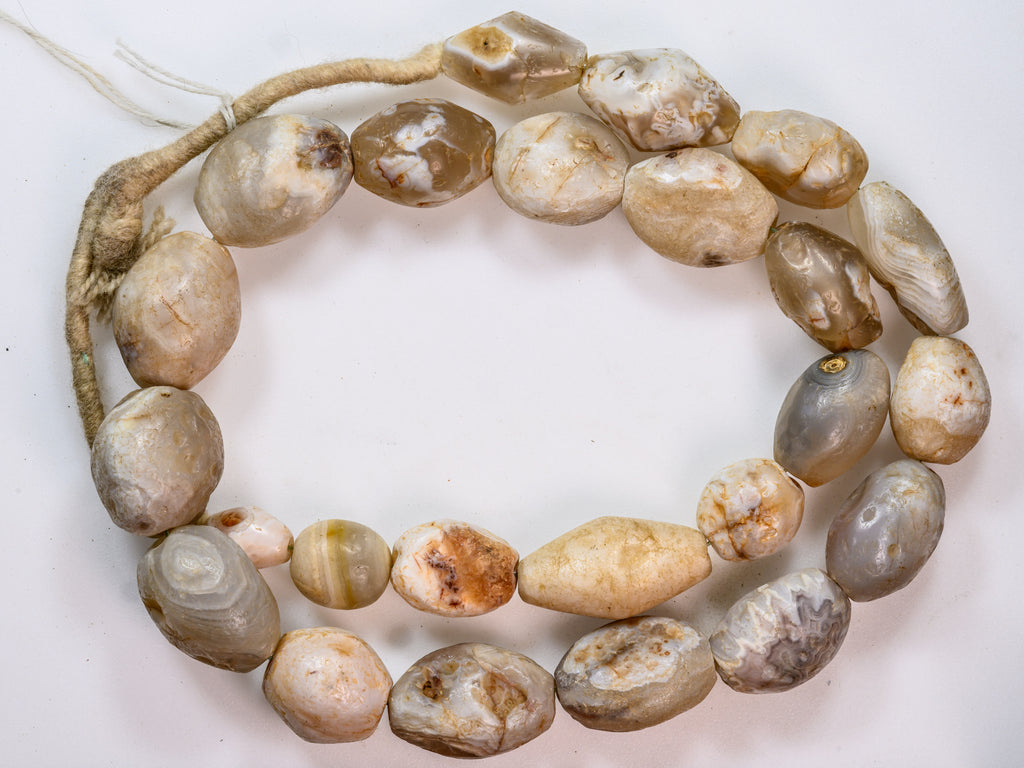 ANS200,ancient agate bead, Ancient Agate beads, ancient dig agate, Antique Agate beads, Antique Bead, Collectible Beads, dig agate Mali, excavated agate bead