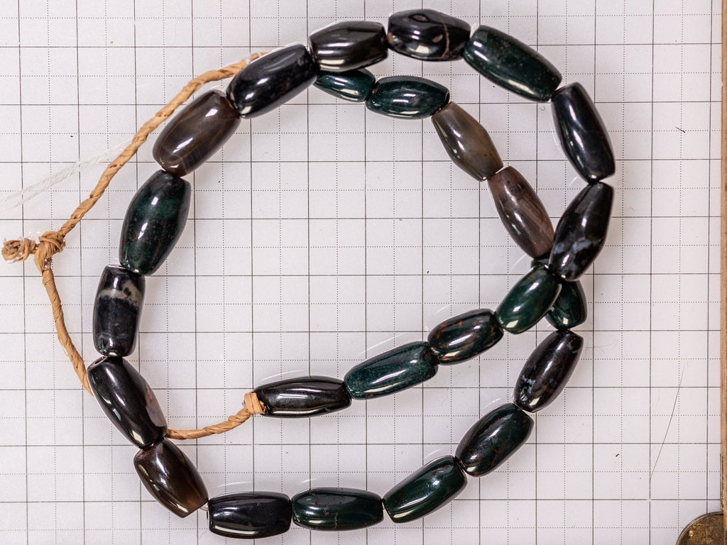 A Strand of Vintage African Trade Gray-Brown Agate  Beads S11
