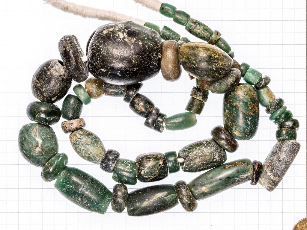 A Long Strand of Ancient and Antique Serpentine Beads (0355)