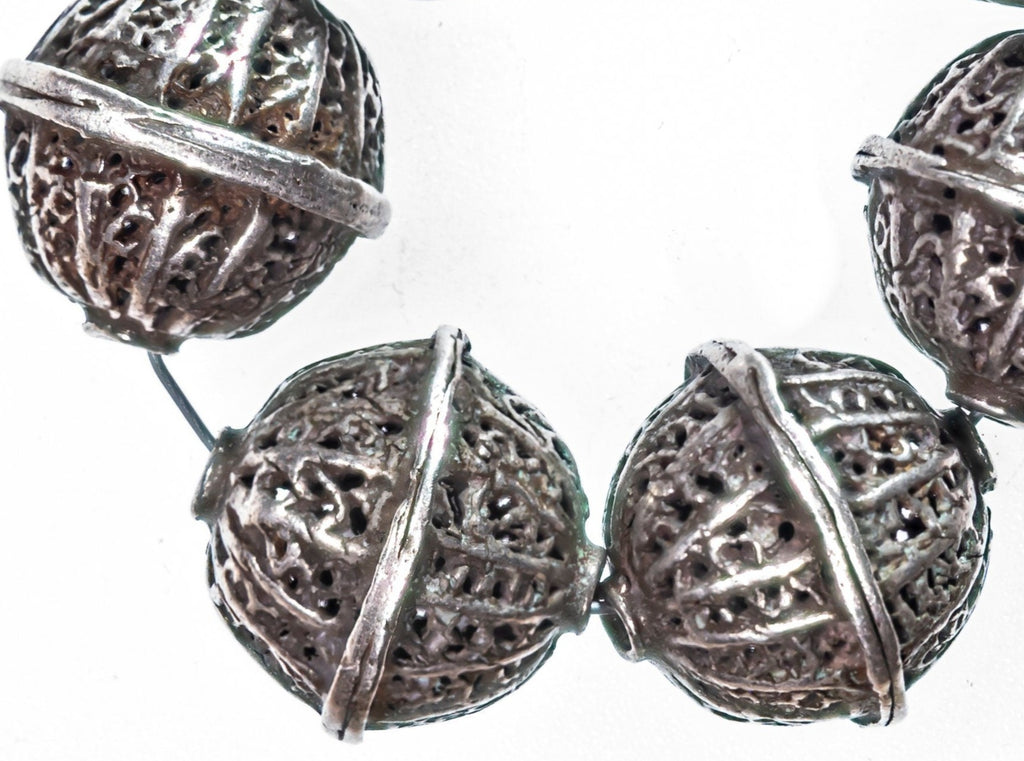 A Set of 5 Yemeni Silver Filigree Beads, Ethnic Beads 0780