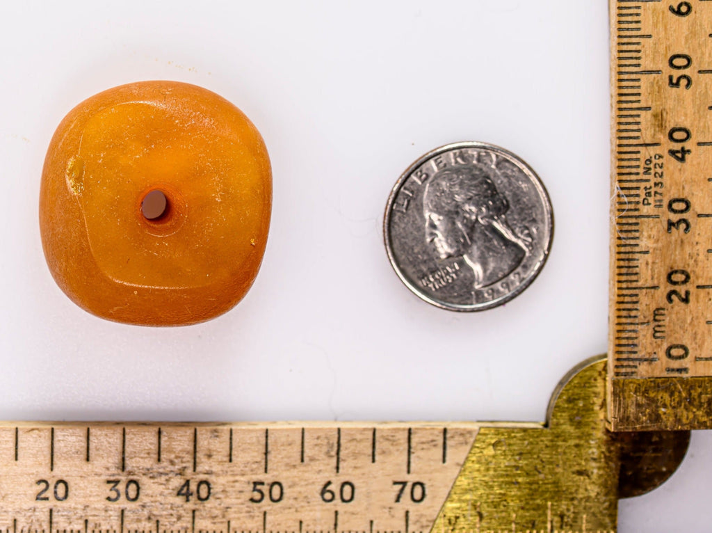 A Large Antique Genuine Baltic Amber Bead From African Trade (13.8g) CRJP075