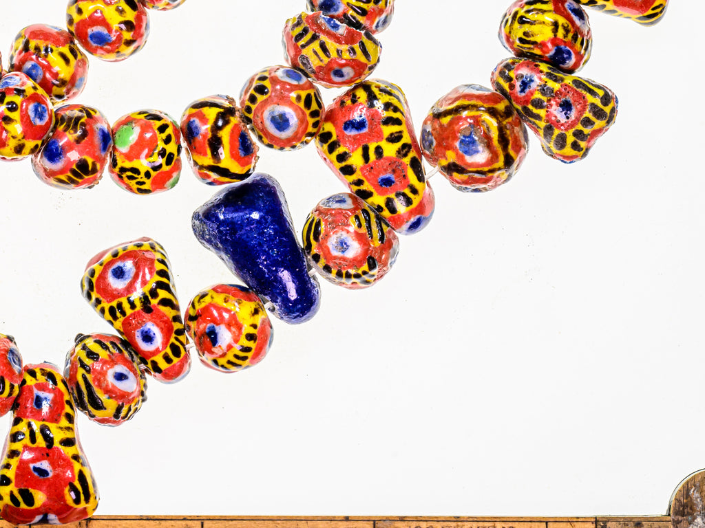 AEU130,New, Kiffa Beads, Mauritanian Kiffa, Mauritanian Beads, Kiffa Beads, Kiffa Glass Collectible Beads, Collectible Bead, blueBeads 