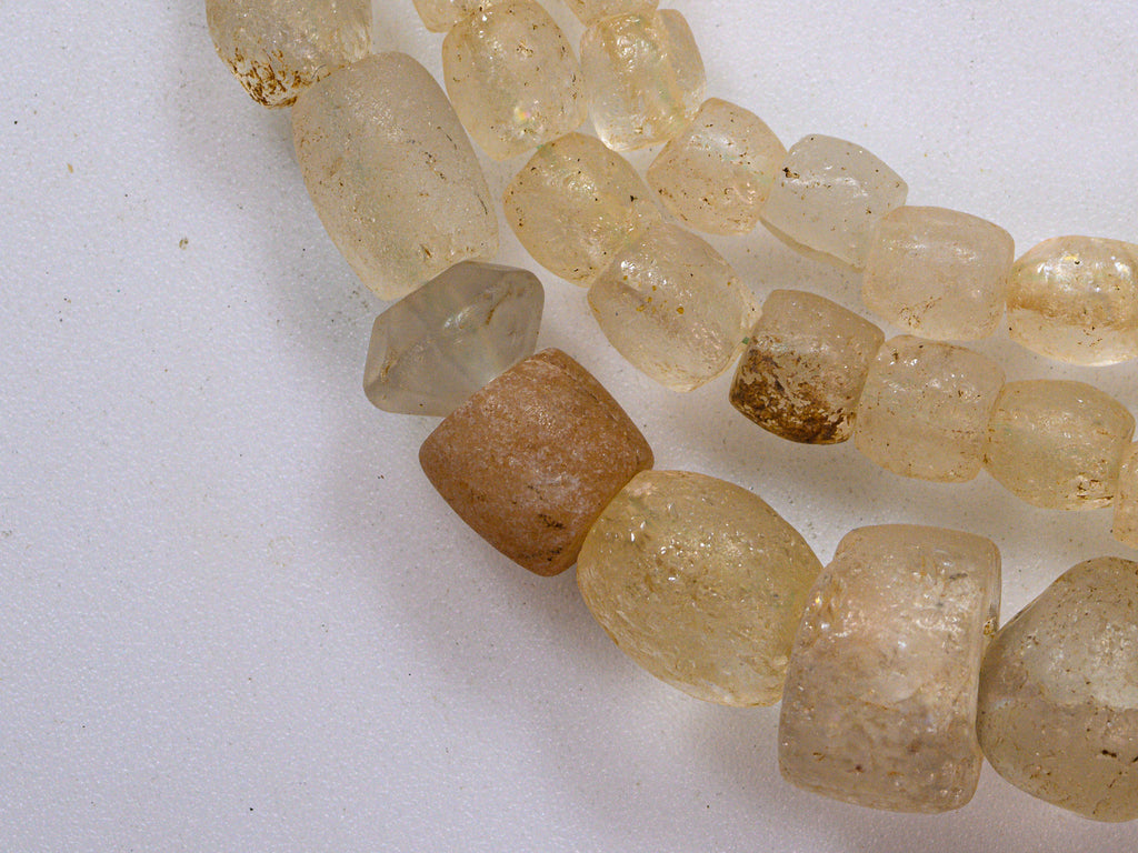 MST200,$100-$299, agate african trade, Antique Agate beads, Antique Bead, Vintage agate beads
